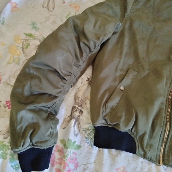 Bomber Jacket - Picture 3 of 5